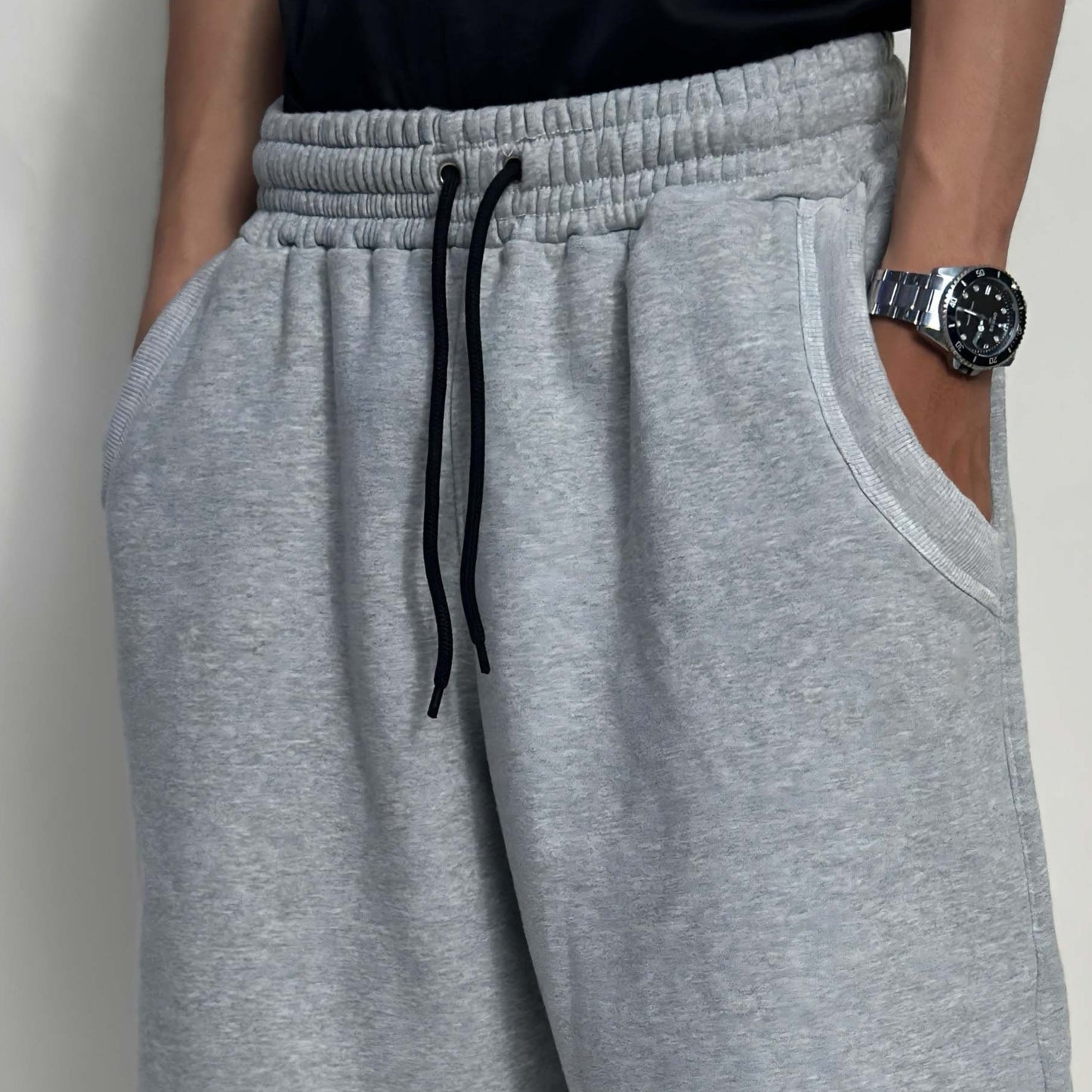 BAGGY SWEAT SHORT