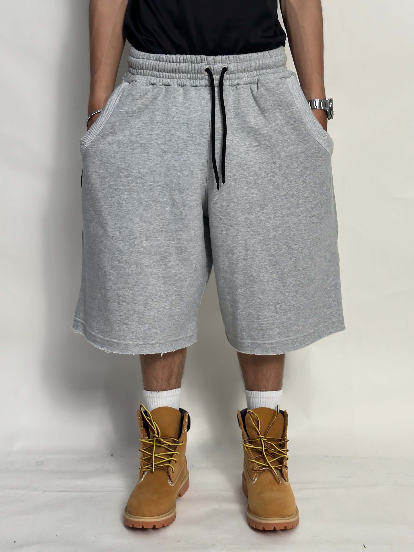 BAGGY SWEAT SHORT