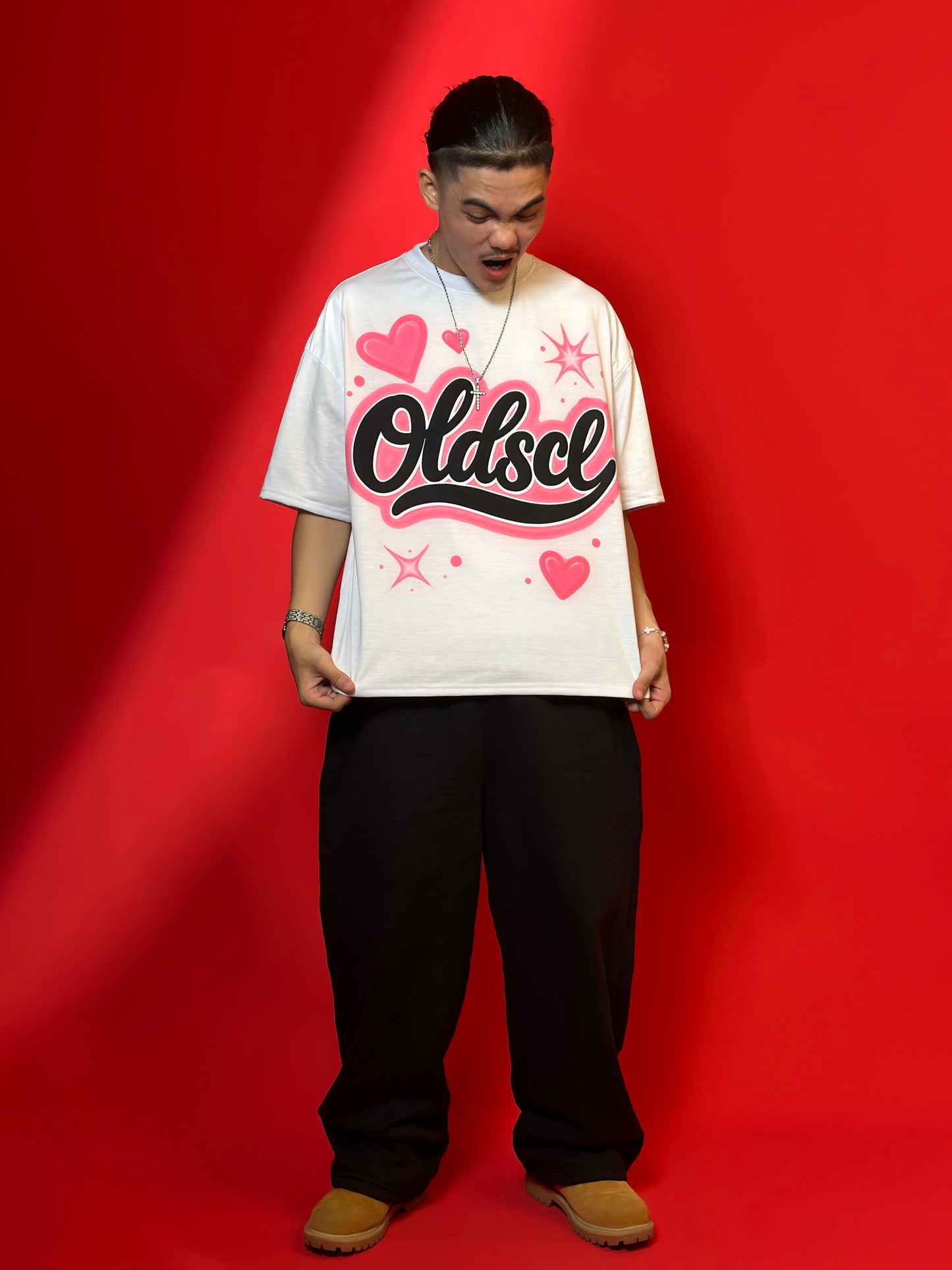 LOVE DON'T CHANGE TEE (WHITE)