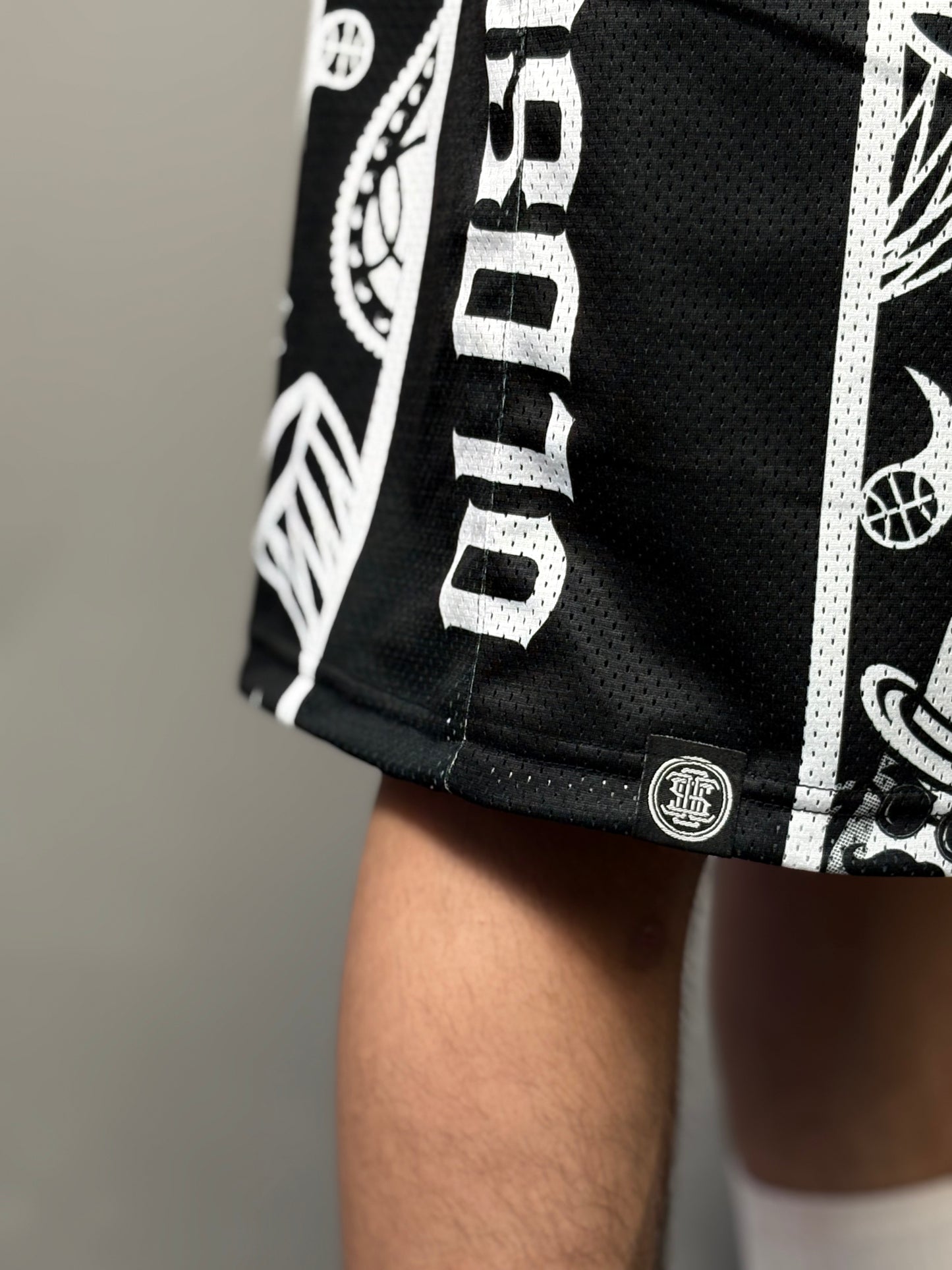 ELITE CHAOS MESH SHORT