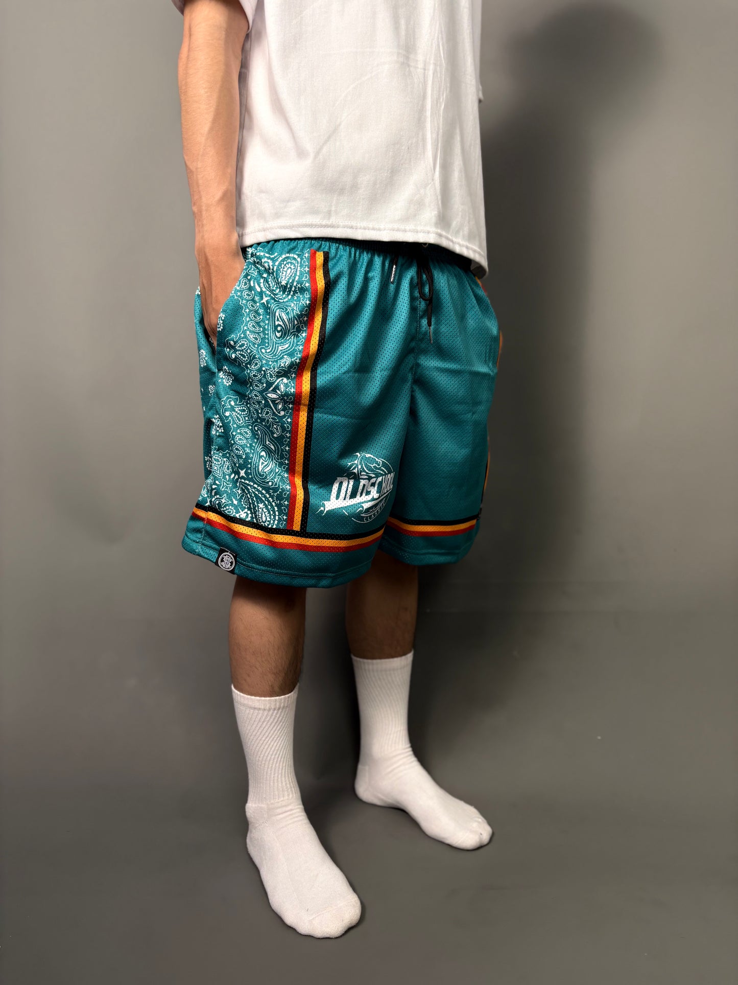 GREEN EMERALD MESH SHORT