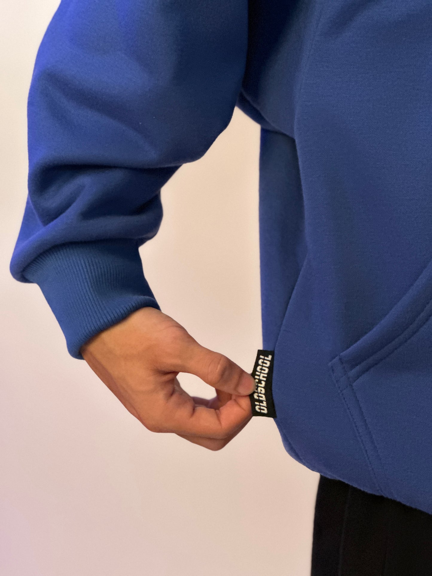 OVERSIZED HOODIE WITH PRINT