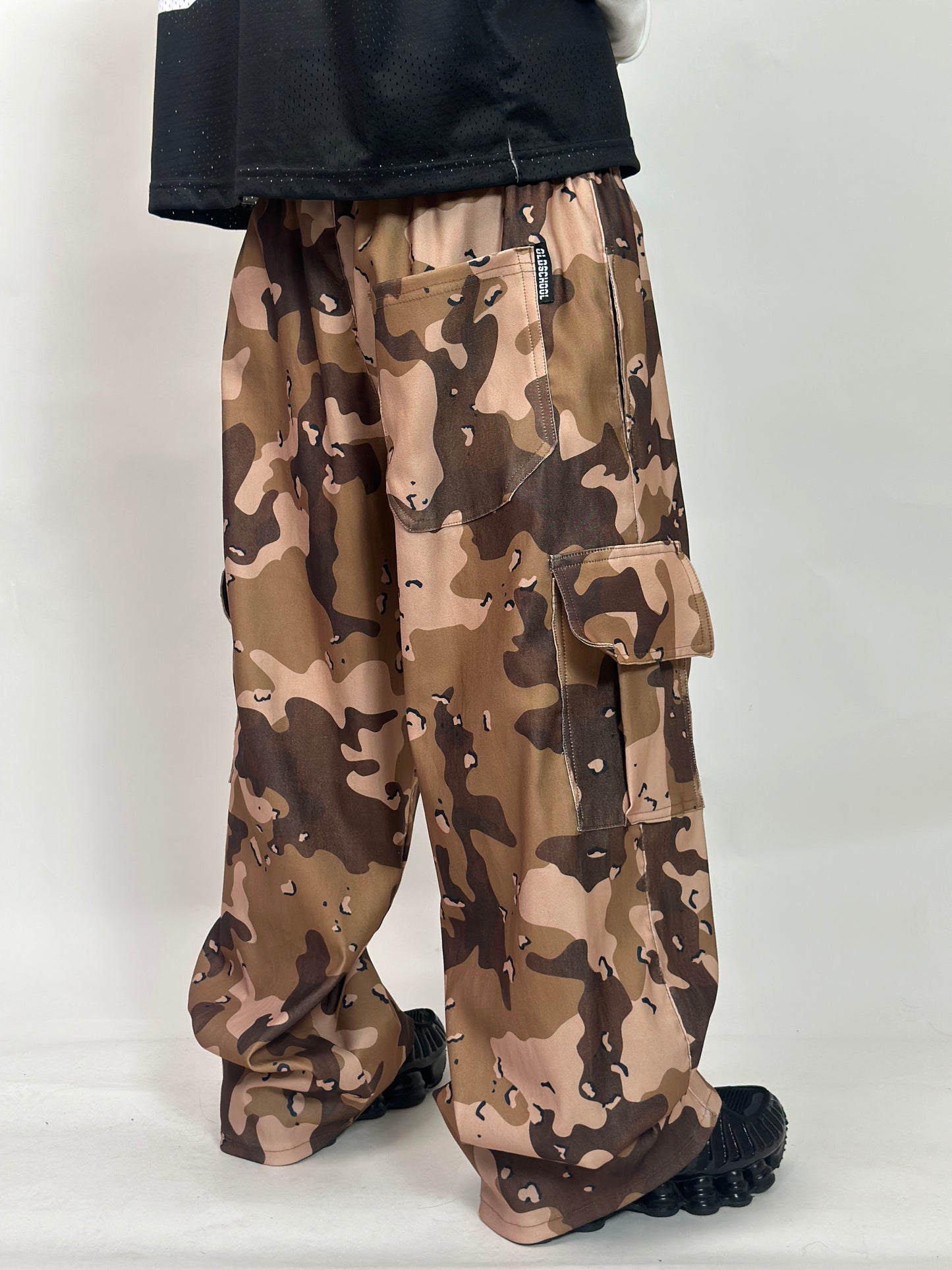 BROWN CAMO CARGO PANTS