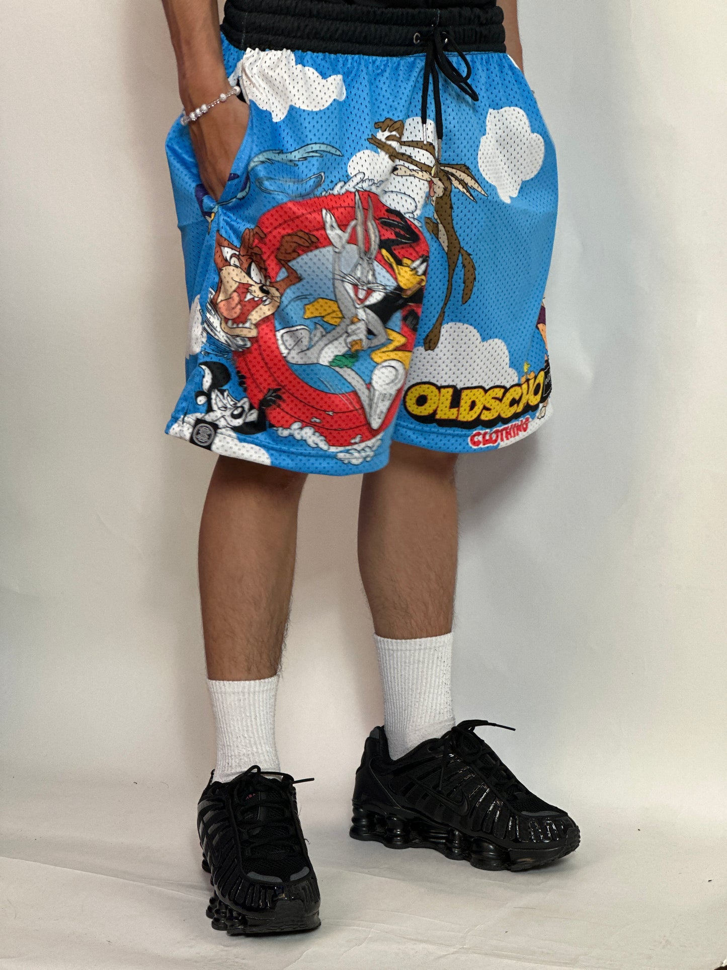 LOONEY TUNES MESH SHORT